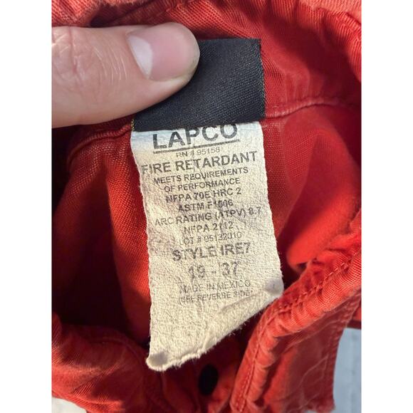 Vintage Men’s Red Fire Retardant Rugged and Worn Grunge Snap Down Shirt XL - Picture 9 of 9